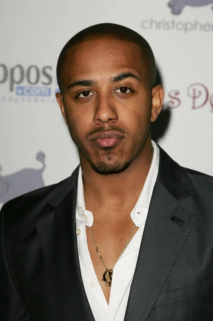 Marques Houston and his very expressive eyebrows looking so hot omg.jpg