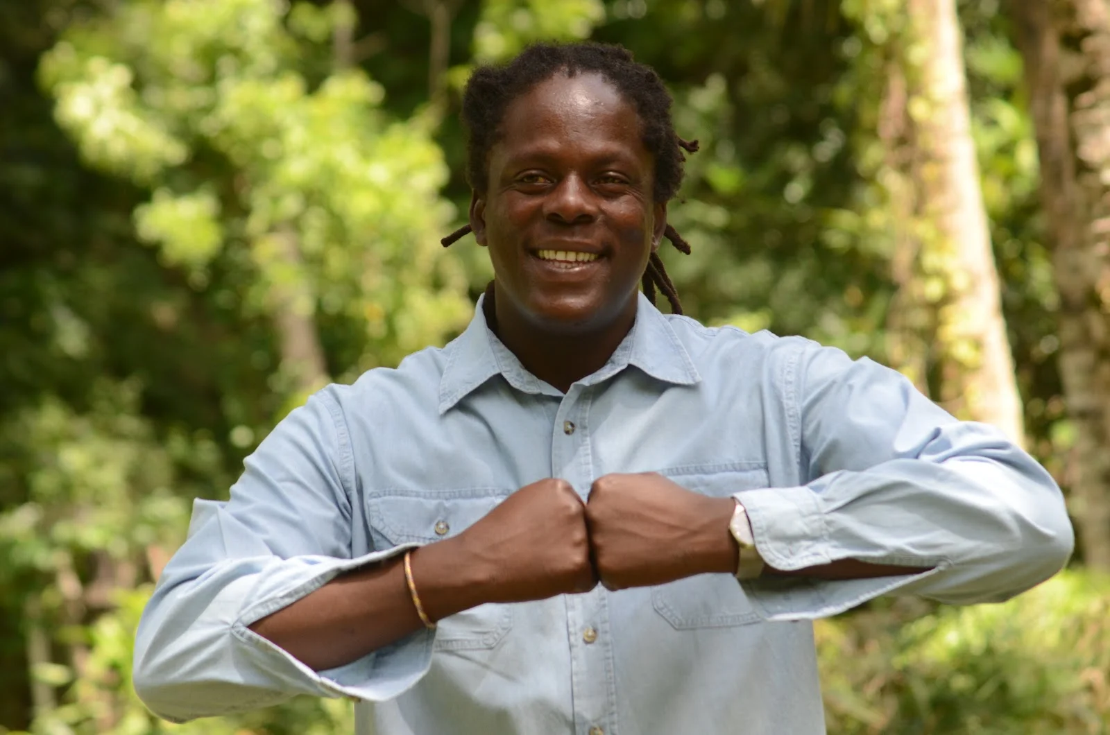 Richie Spice looking hot and enjoying life in a collared shirt.jpg