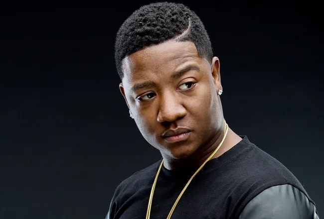 Yung Joc looking gorgeous with a part in his hair.jpg