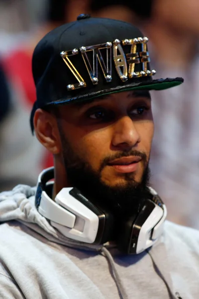 Swizz Beatz looking hot with his own hat on.jpg