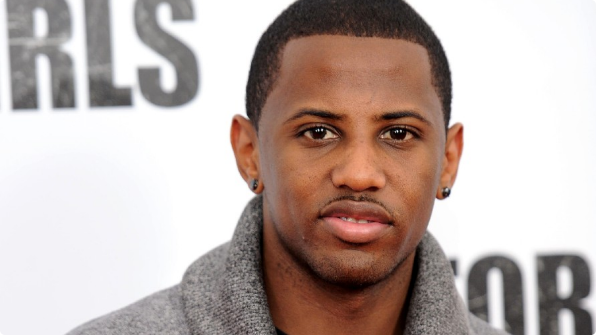Fabolous looking gorgeous in a grey sweater with his hot smile and hot eyes omg.jpg