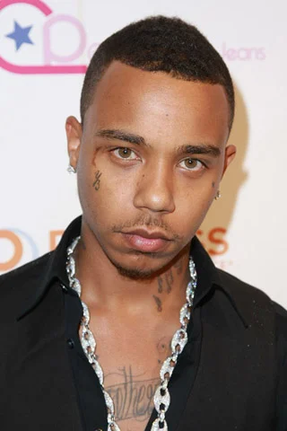 Yung Berg looking really hot and serious.jpg