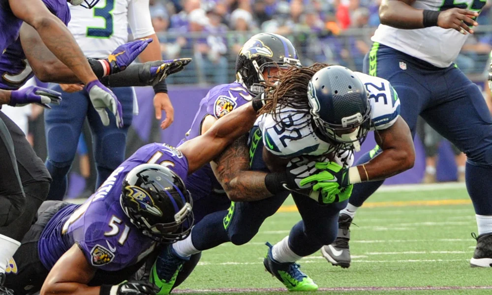 DeJuan Harris looking hot as he embarrasses the Minnesota Vikings.jpg