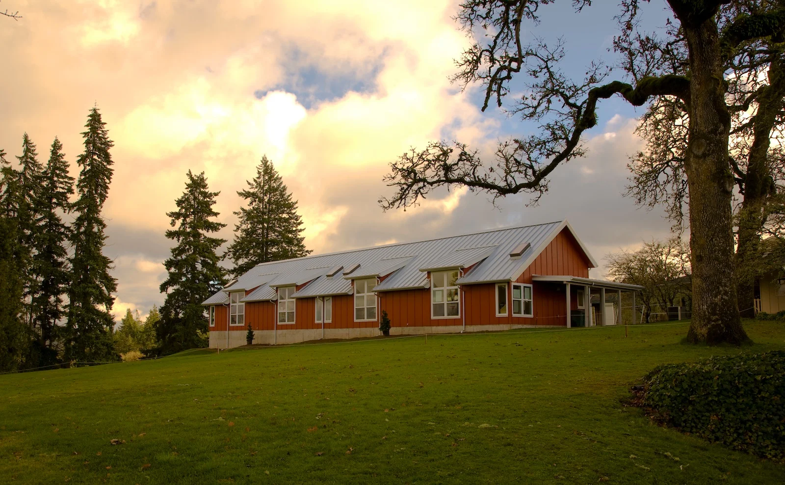 Oak Hill Upper Classroom Building (6-12)
