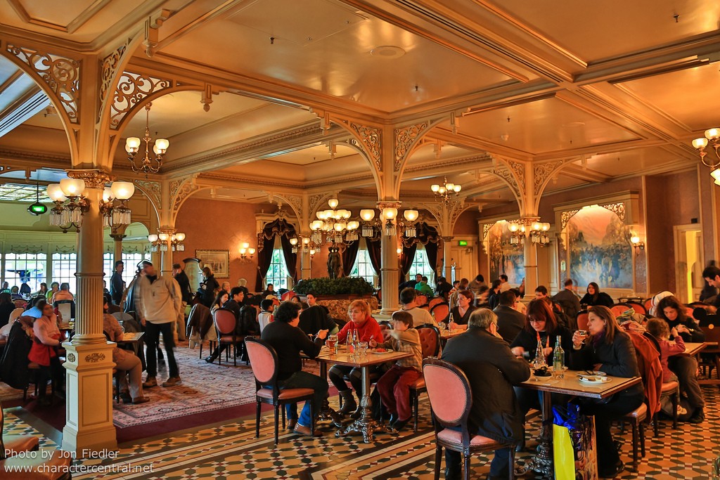 plaza-gardens-restaurant-6-1.jpg