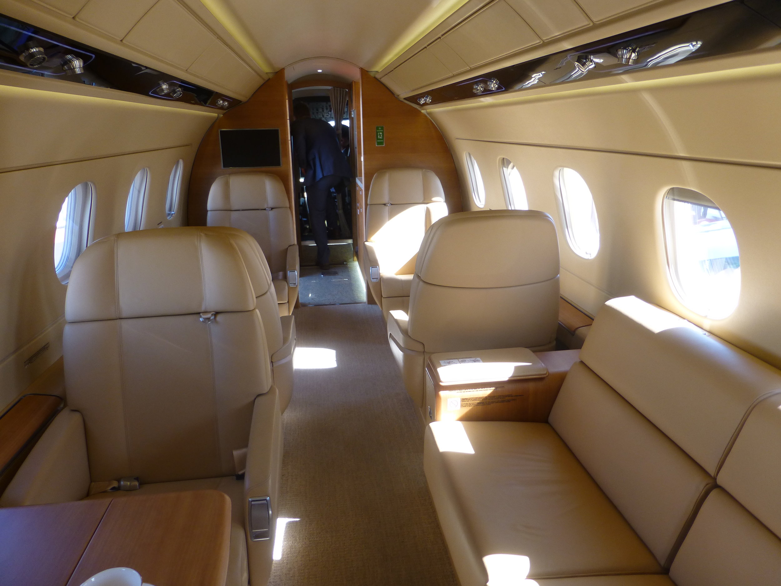 Legacy 500 interior