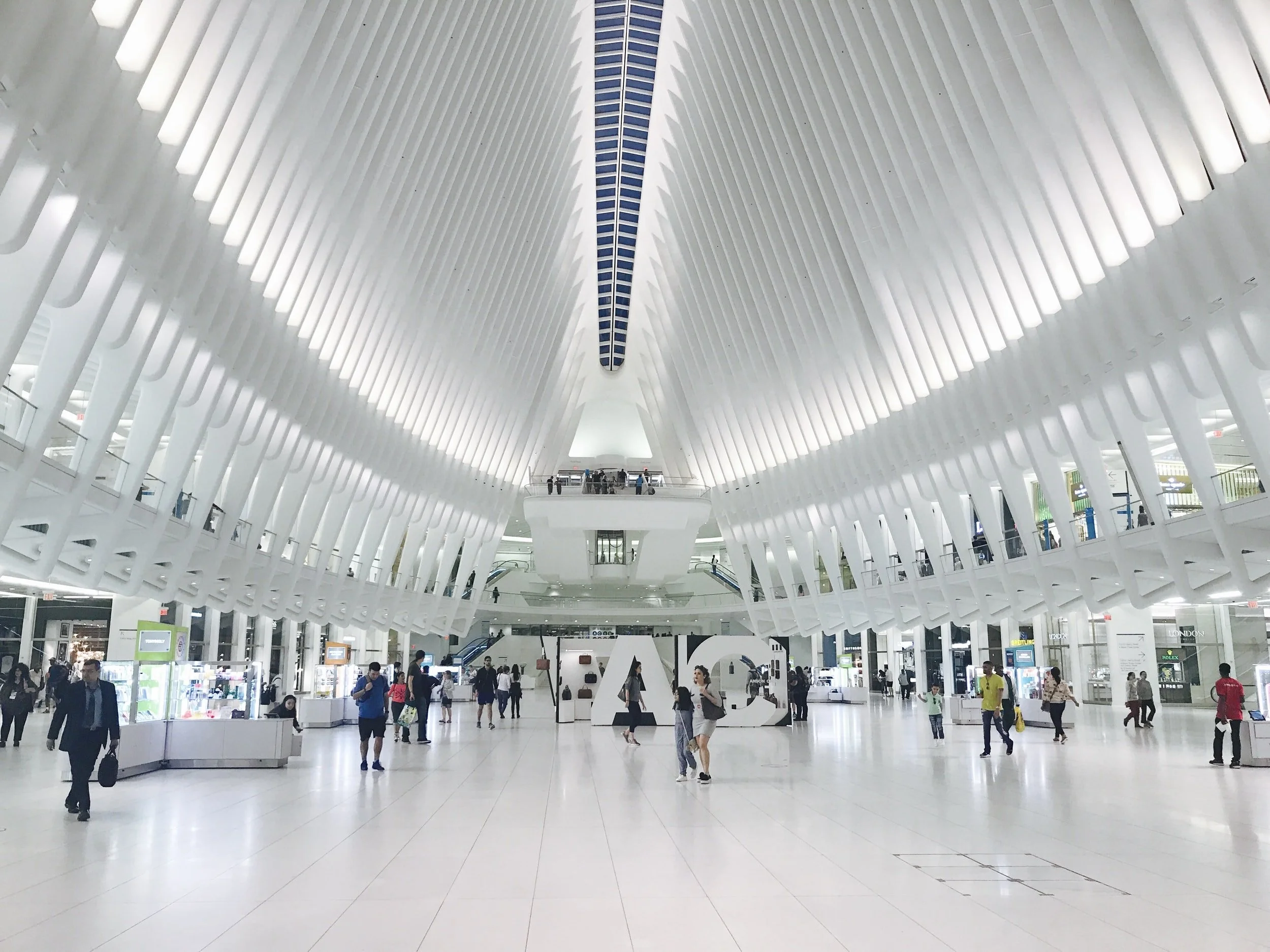 How To Come Up With Trade Show Giveaways That Will Fit Your Budget