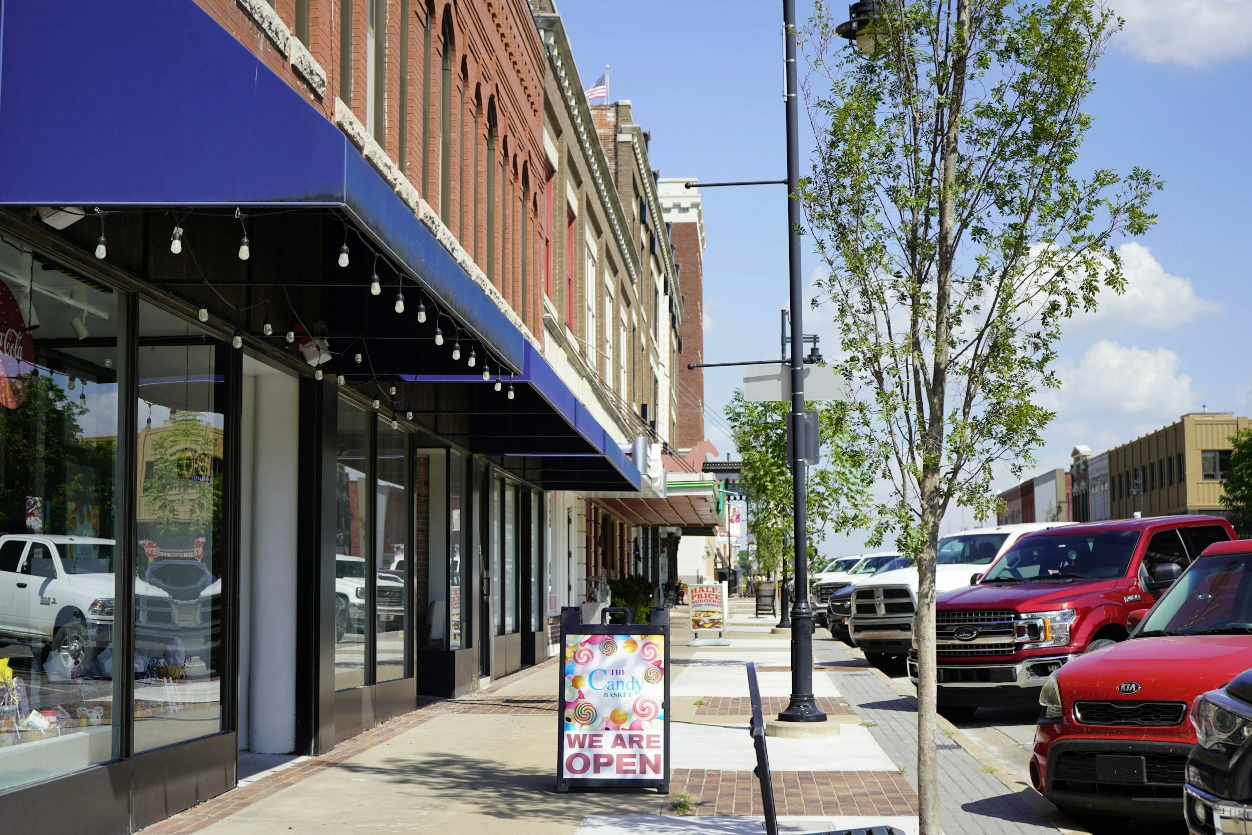From Revenue to Royalties: A Guide to Franchise Economics