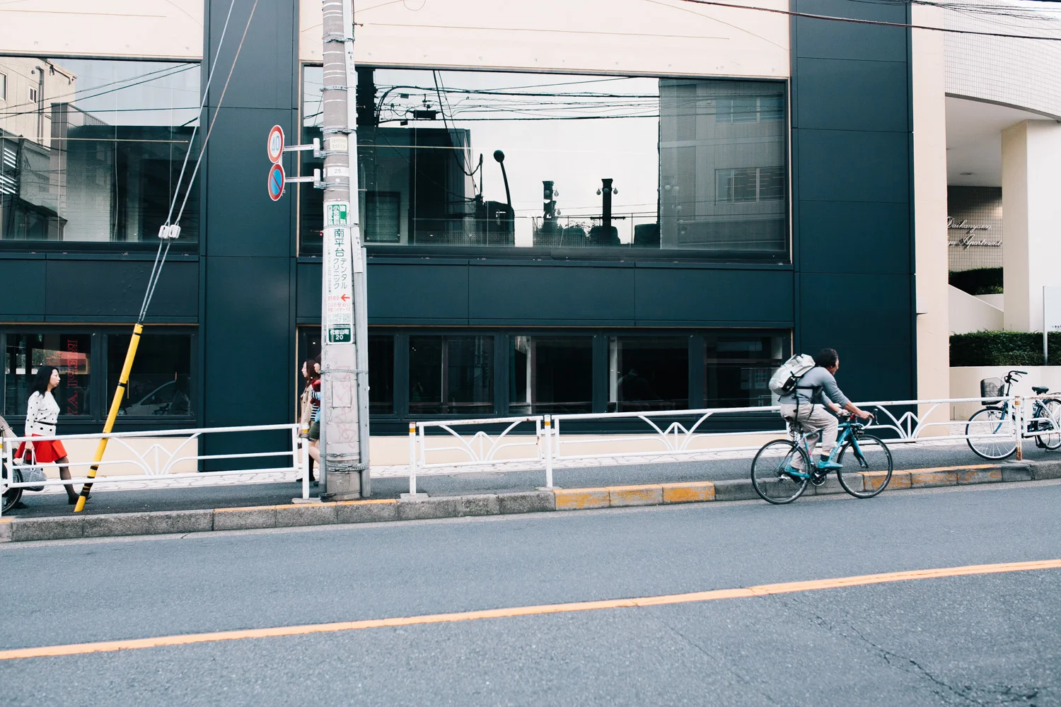 street scene-4.jpg