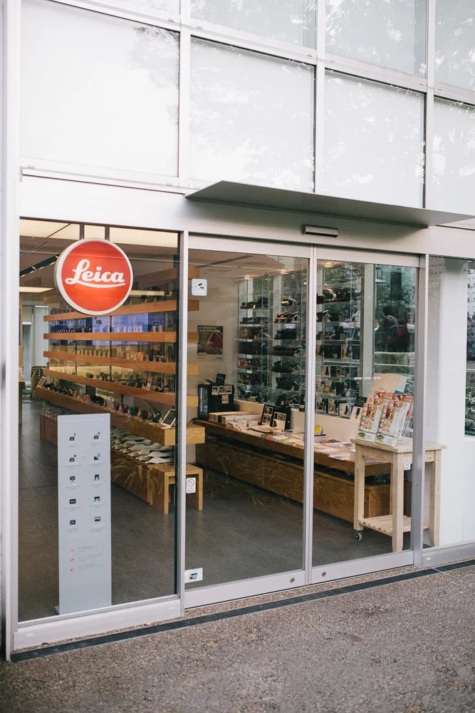 tsutaya-leica.jpg