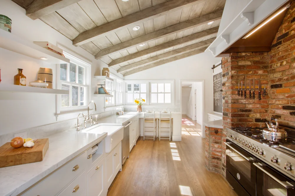 Kitchen_1.jpg