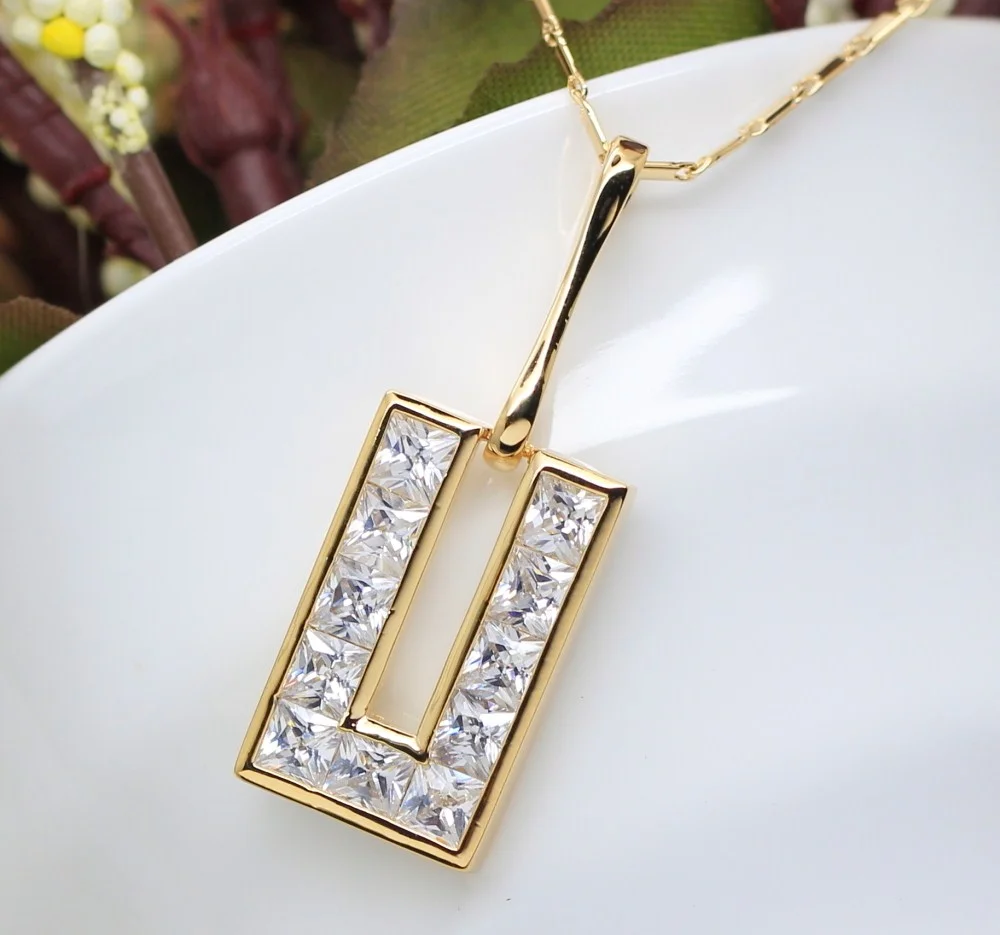 18k GP Cluster Square CZ Pendant Necklace 45 CM 18" Fashion Jewelry