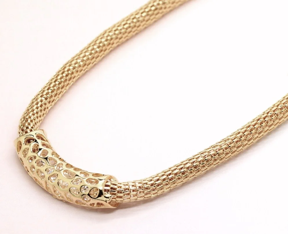 18k GP CZ In Hollow Out Pipeline Collar Choker Necklace