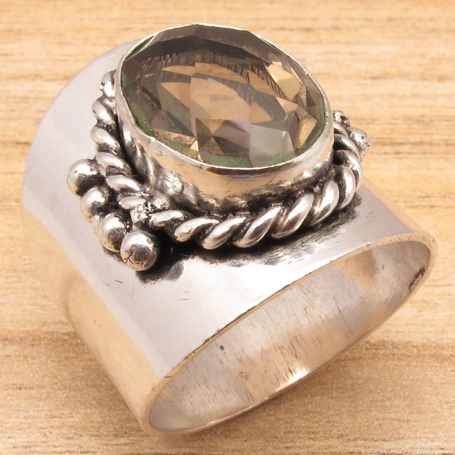 Natural SMOKY QUARTZ Gem Vintage Fashion Ring  925 Silver Plated