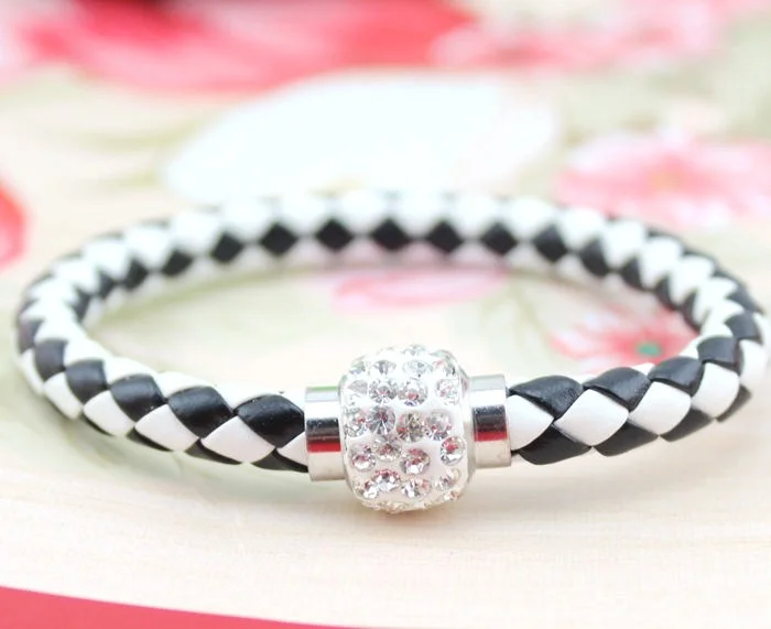 Leather Wrap Wristband Cuff Punk Magnetic Rhinestone Buckle Bracelet Bangle