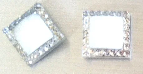 SQUARE STUD EARRINGS MULTICOLOR