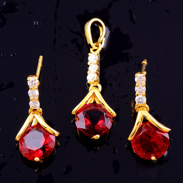 Garnet Gems 14K Gold Filled Necklace, Pendant, Earrings jewelry Set