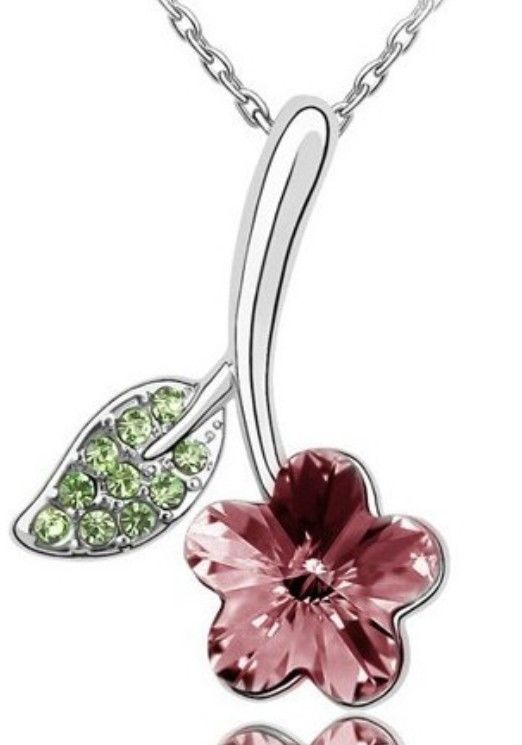 Gorgeous Austrian Crystal 18K Gold Plated Necklace Pendant