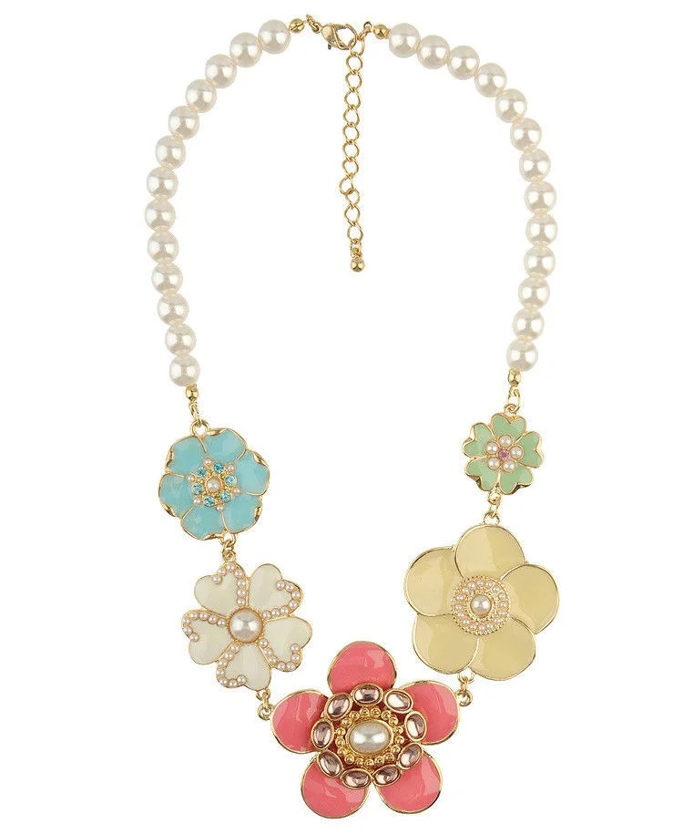Fashion Style Bib Statement Necklace