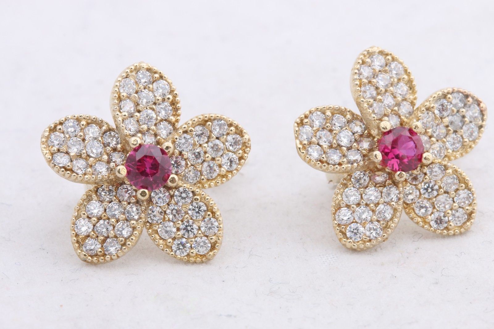 Handmade Flower Round Ruby Topaz 925k Sterling Silver