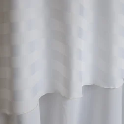 White StripeAvailable In:Rounds: 120”Banquets: 90x132 and 90x156