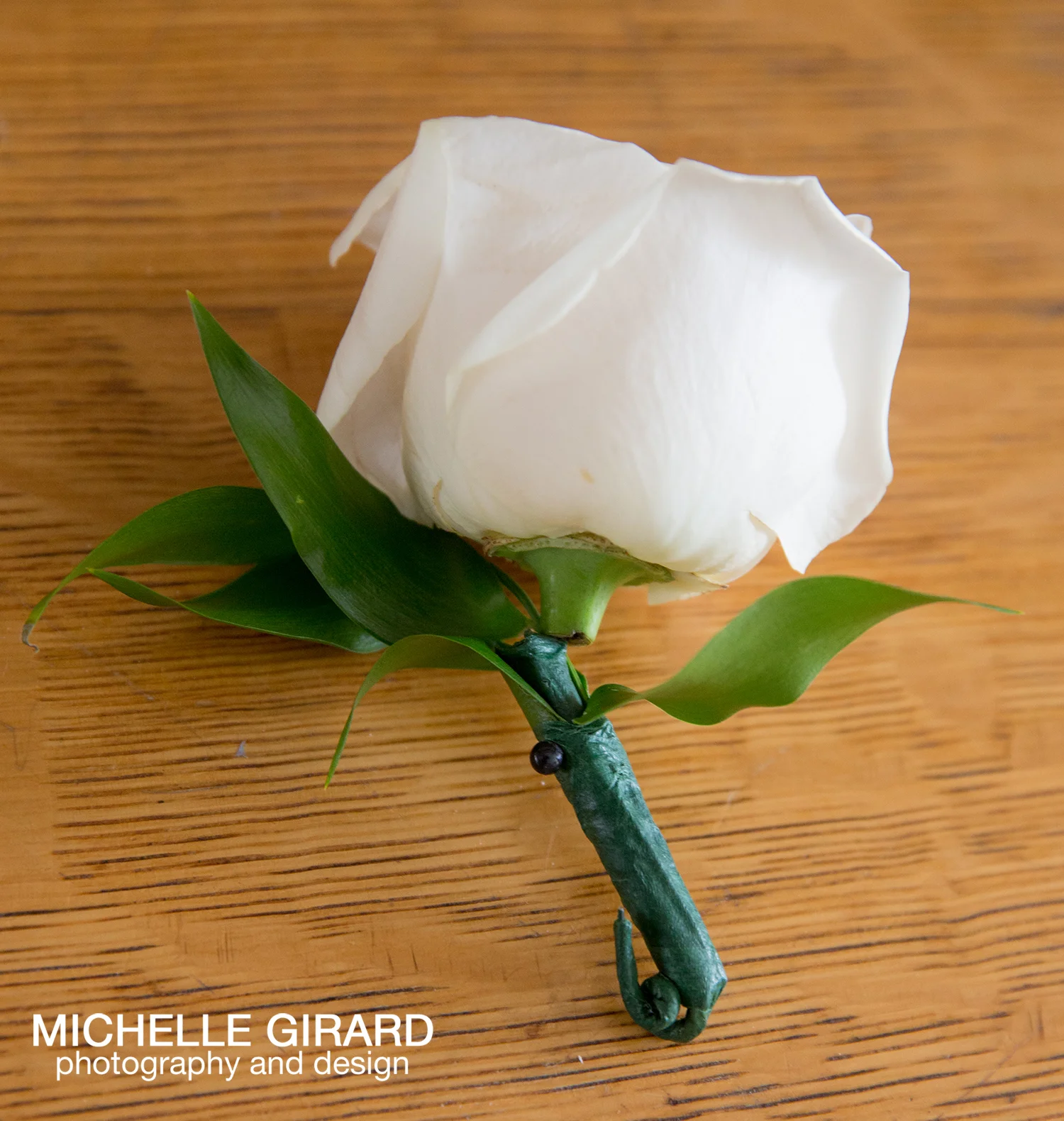 BrokenBoutonniere_MichelleGirardPhotography.jpg