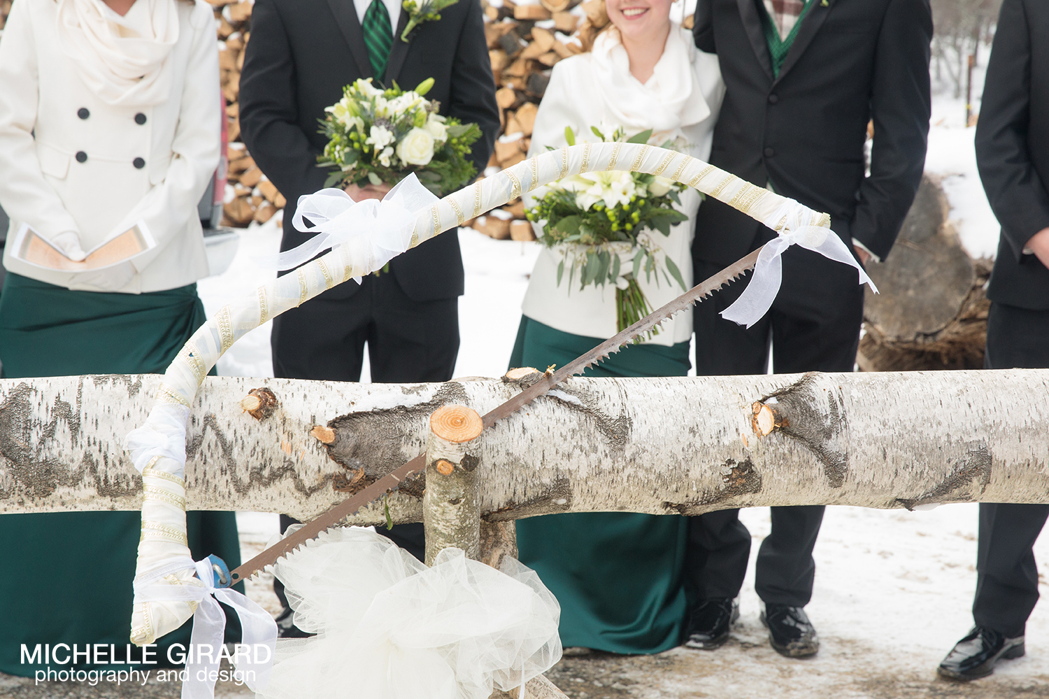 WinterWedding_SalemCrossInn_MichelleGirardPhotography13.jpg