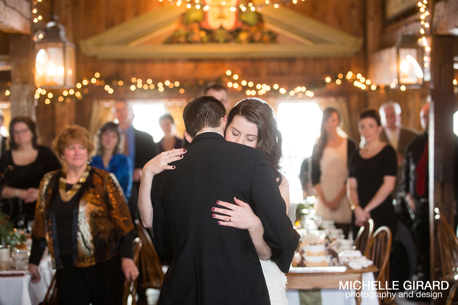 WinterWedding_SalemCrossInn_MichelleGirardPhotography43.jpg