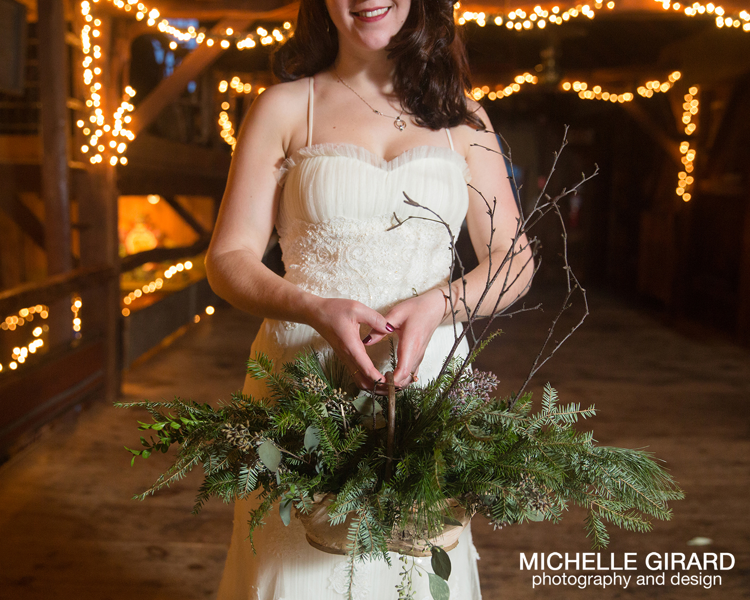 WinterWedding_SalemCrossInn_MichelleGirardPhotography51.jpg