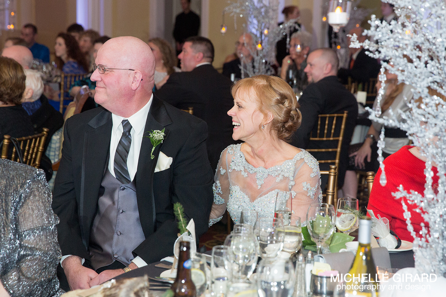 TheRiverviewWinterWedding_SimsburyCT_MichelleGirardPhotography041.jpg