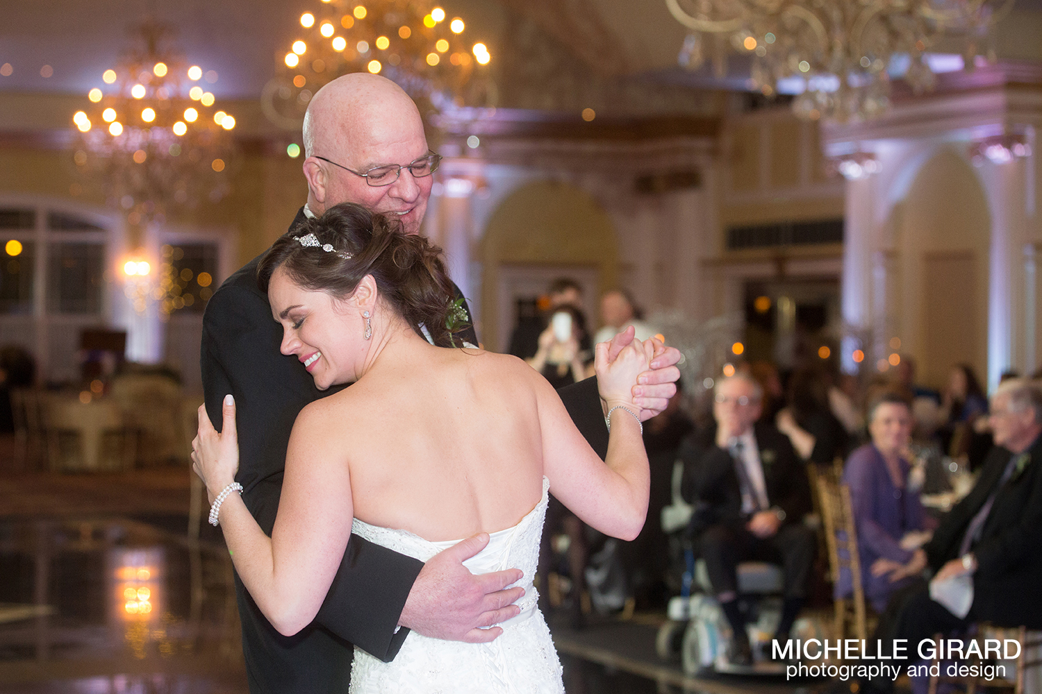 TheRiverviewWinterWedding_SimsburyCT_MichelleGirardPhotography043.jpg