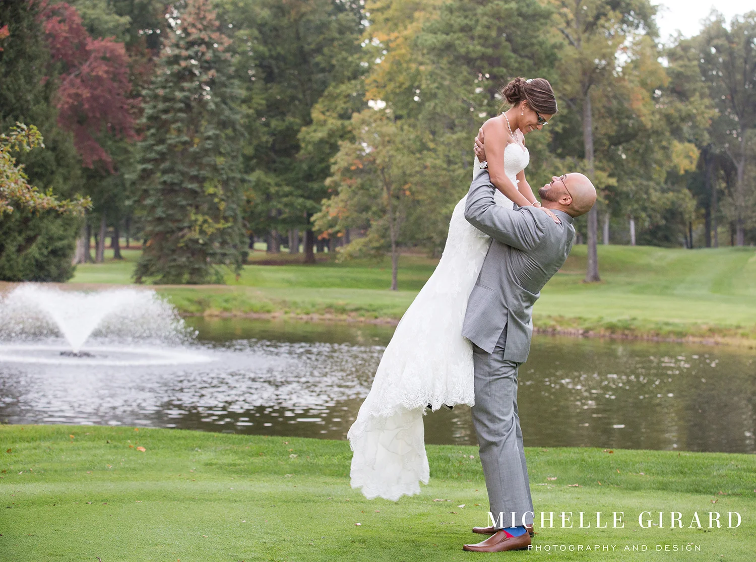 TwinHillsCountryClub_FallWedding_LongmeadowMA_MichelleGirardPhotography6.jpg