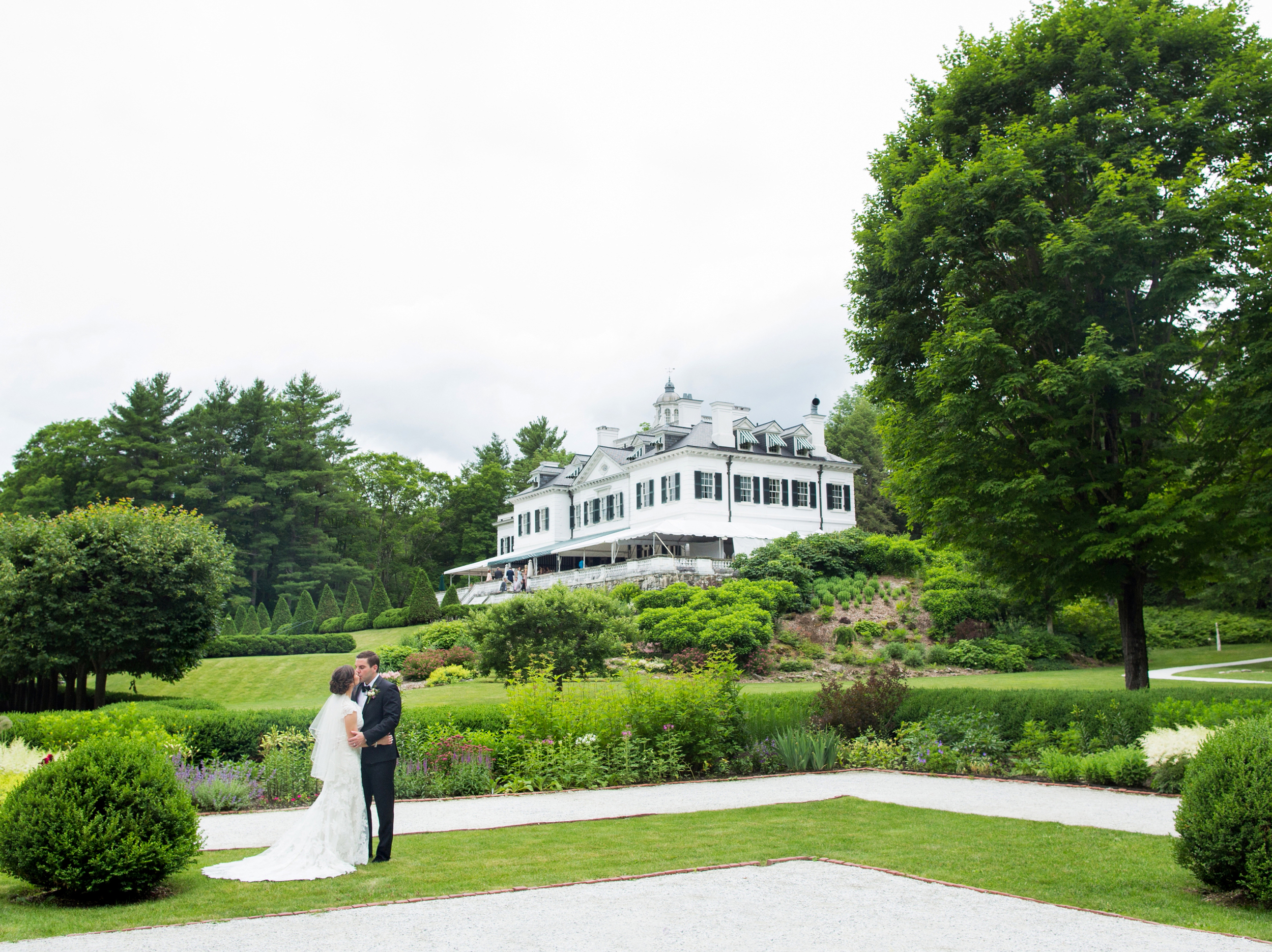 TheMountWedding_EdithWharton_Berkshires_MichelleGirardPhotography09.jpg