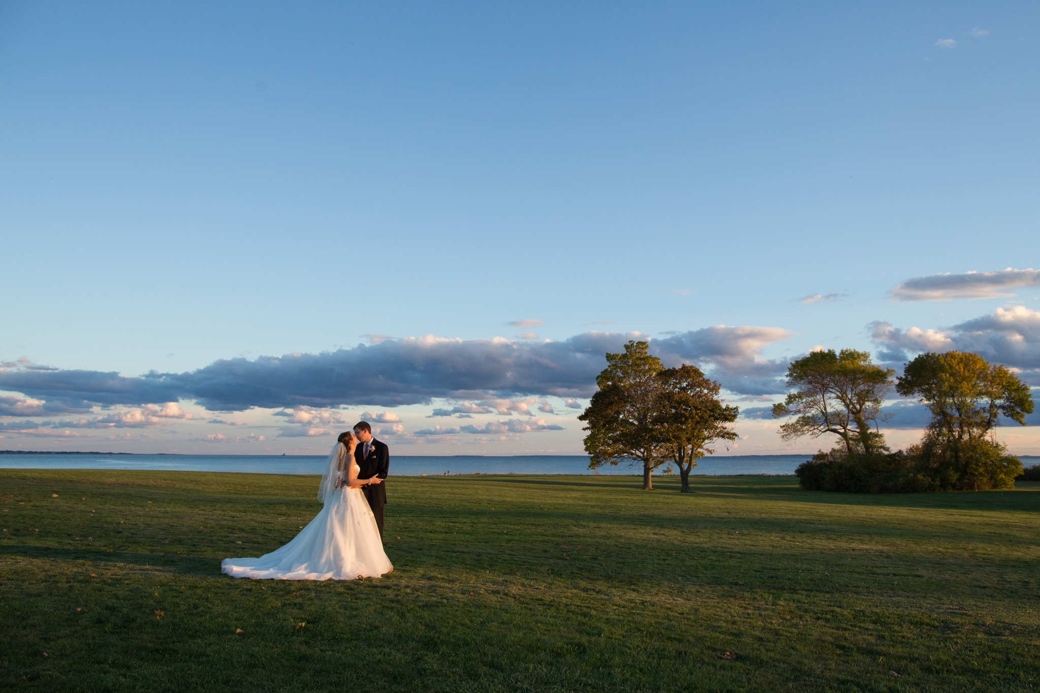 EoliaMansionEstateWedding_HarknessParkConnecticut_MichelleGirardPhotography33.jpg