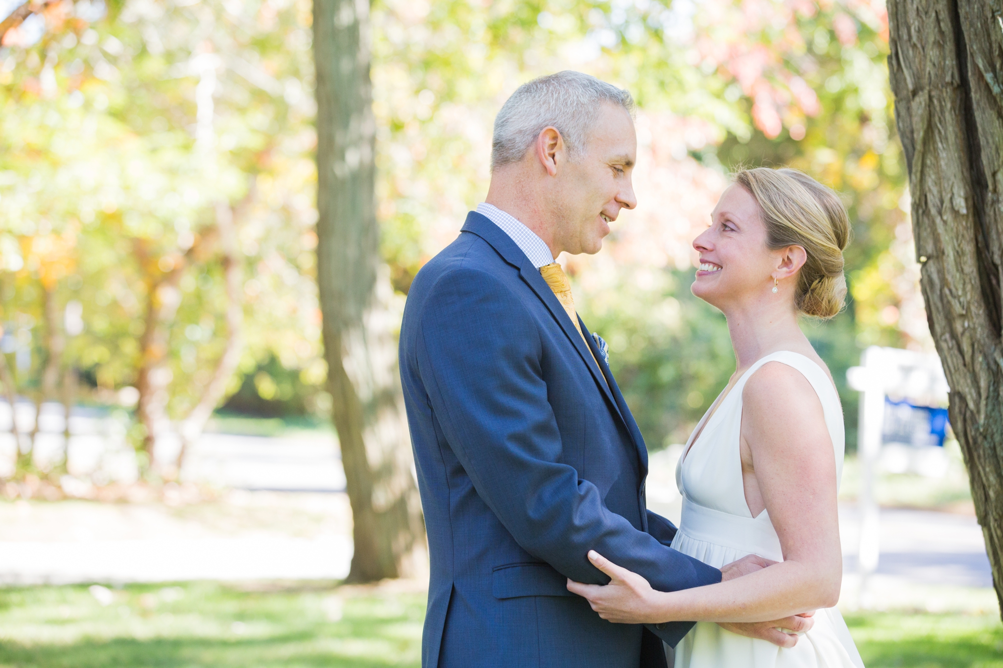 IntimateBeachWedding_CapeCod_MichelleGirardPhotography19.jpg