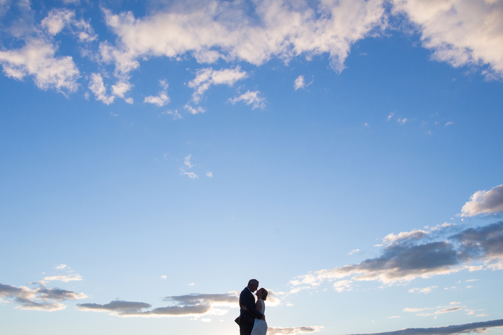 IntimateBeachWedding_CapeCod_MichelleGirardPhotography56.jpg