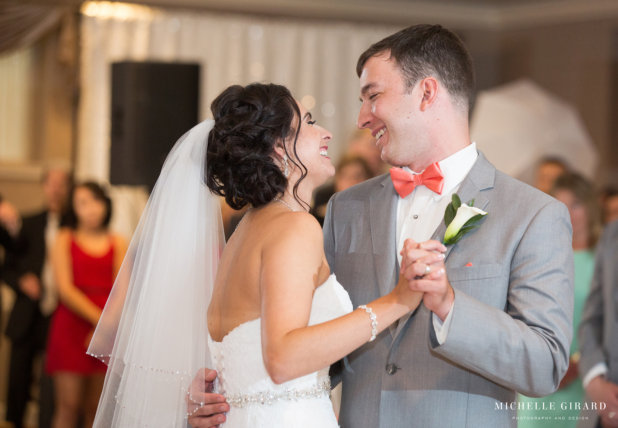 TraditionalLudlowMAWedding_MichelleGirardPhotography05.jpg