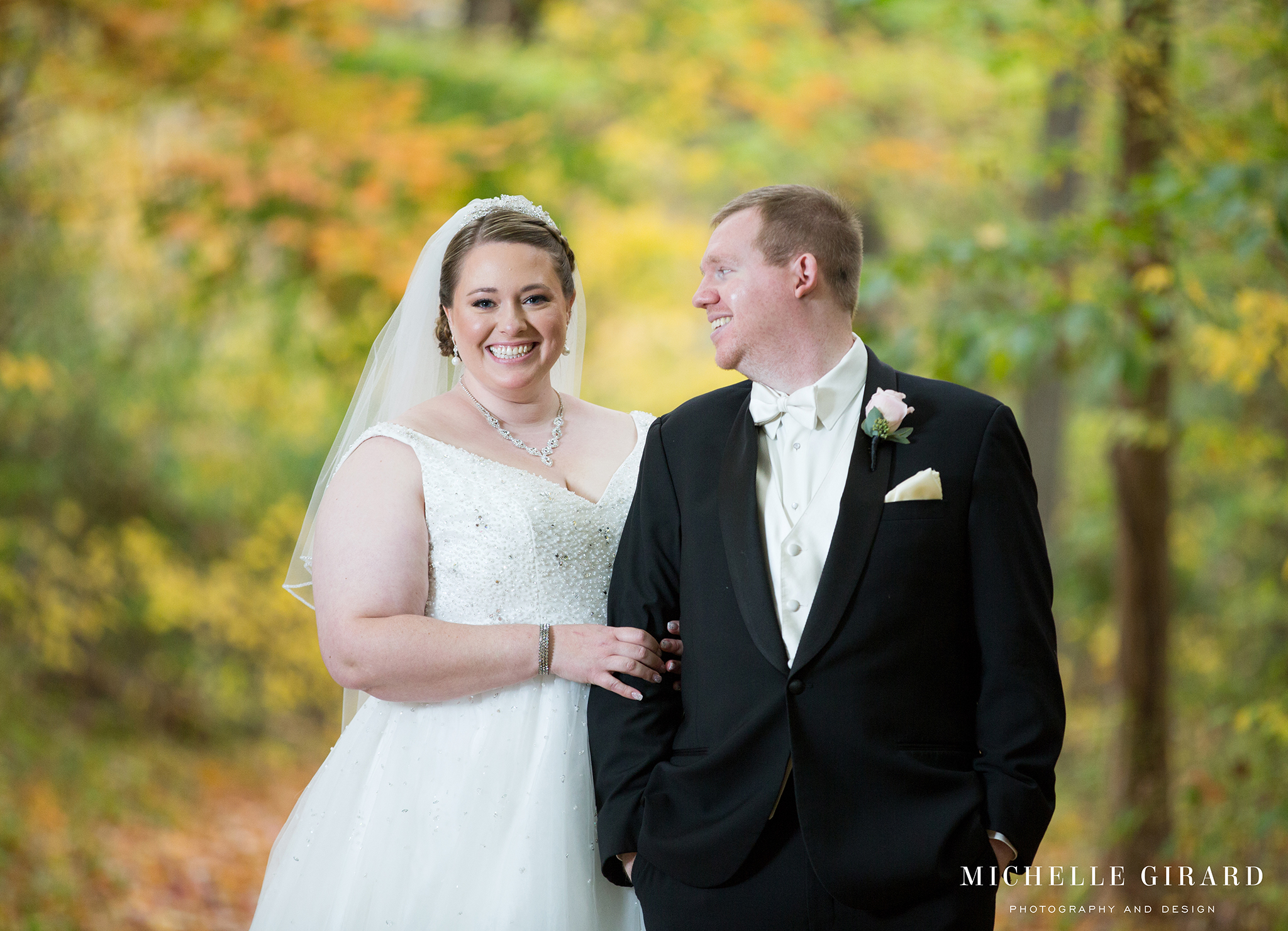 FallWeddingWestHartfordCT_MichelleGirardPhotography06.jpg