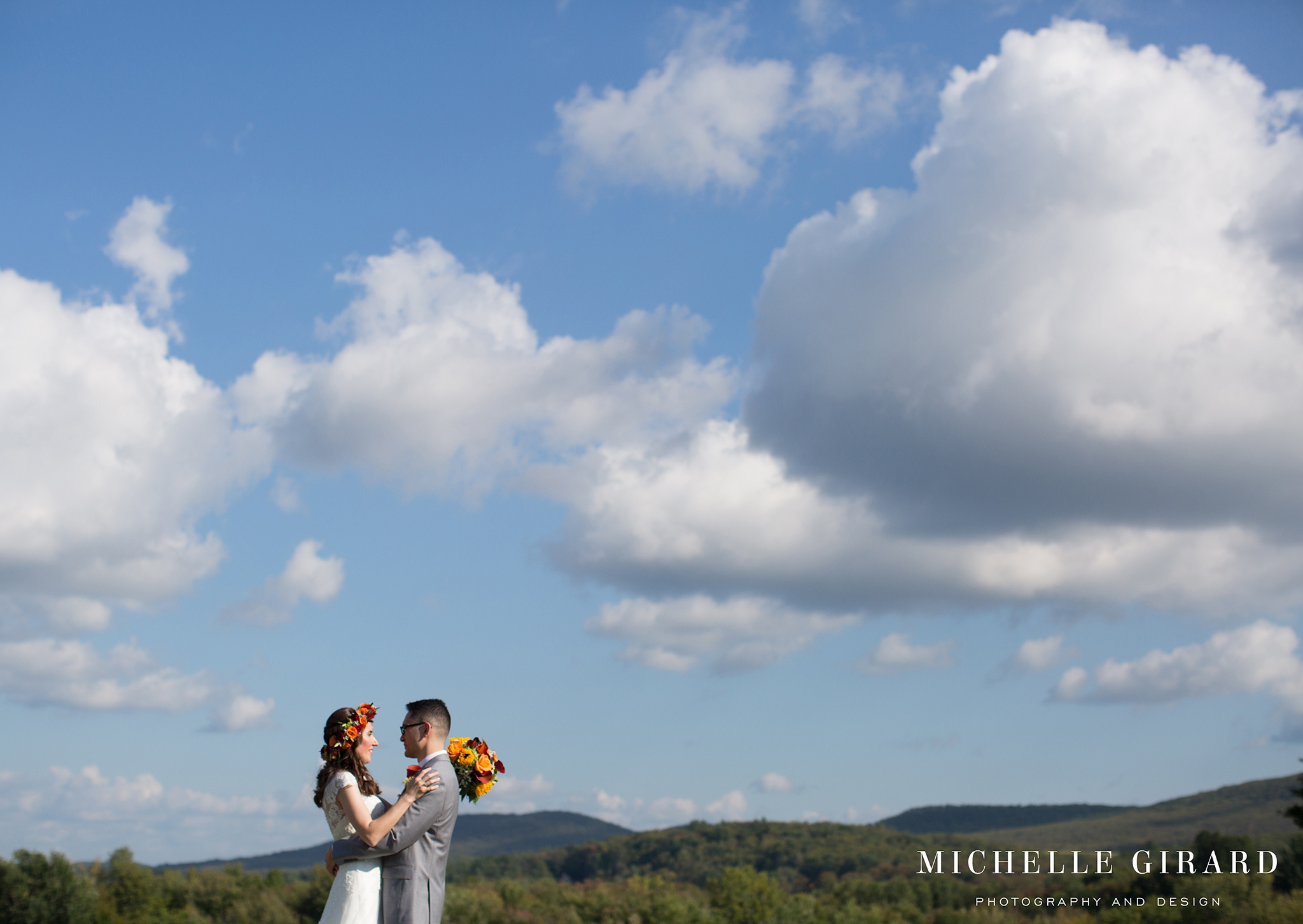 RedBarnHampshireCollegeWedding_AmherstMa_MichelleGirardPhotography01.jpg