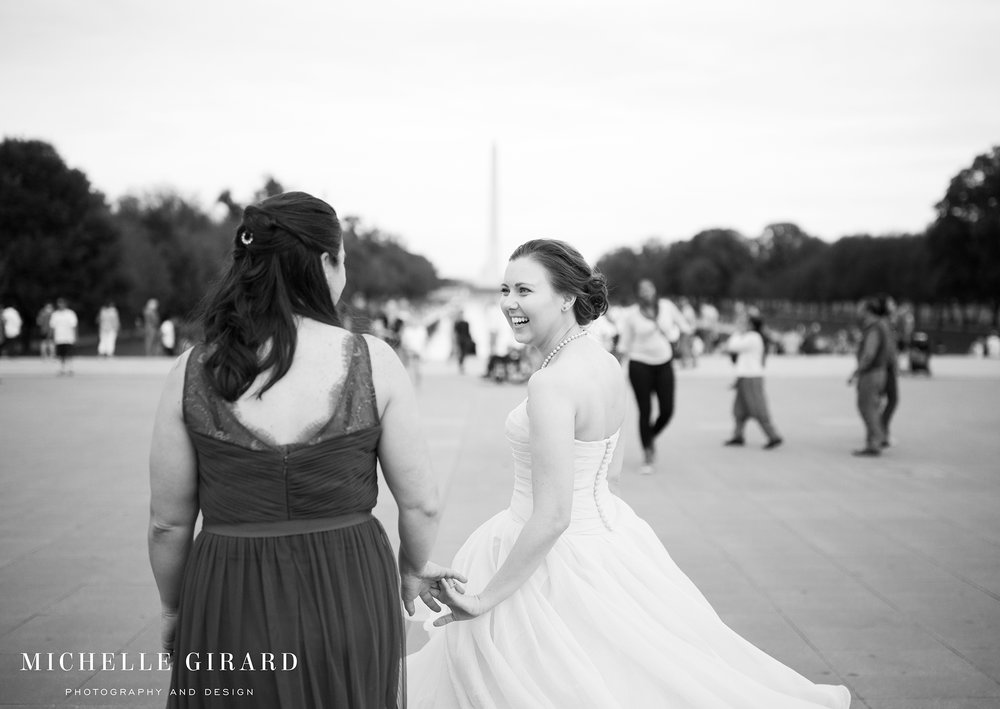 WashingtonDCFallWedding_LincolnMemorial_DestinationCityWedding_MichelleGirardPhotography10.jpg