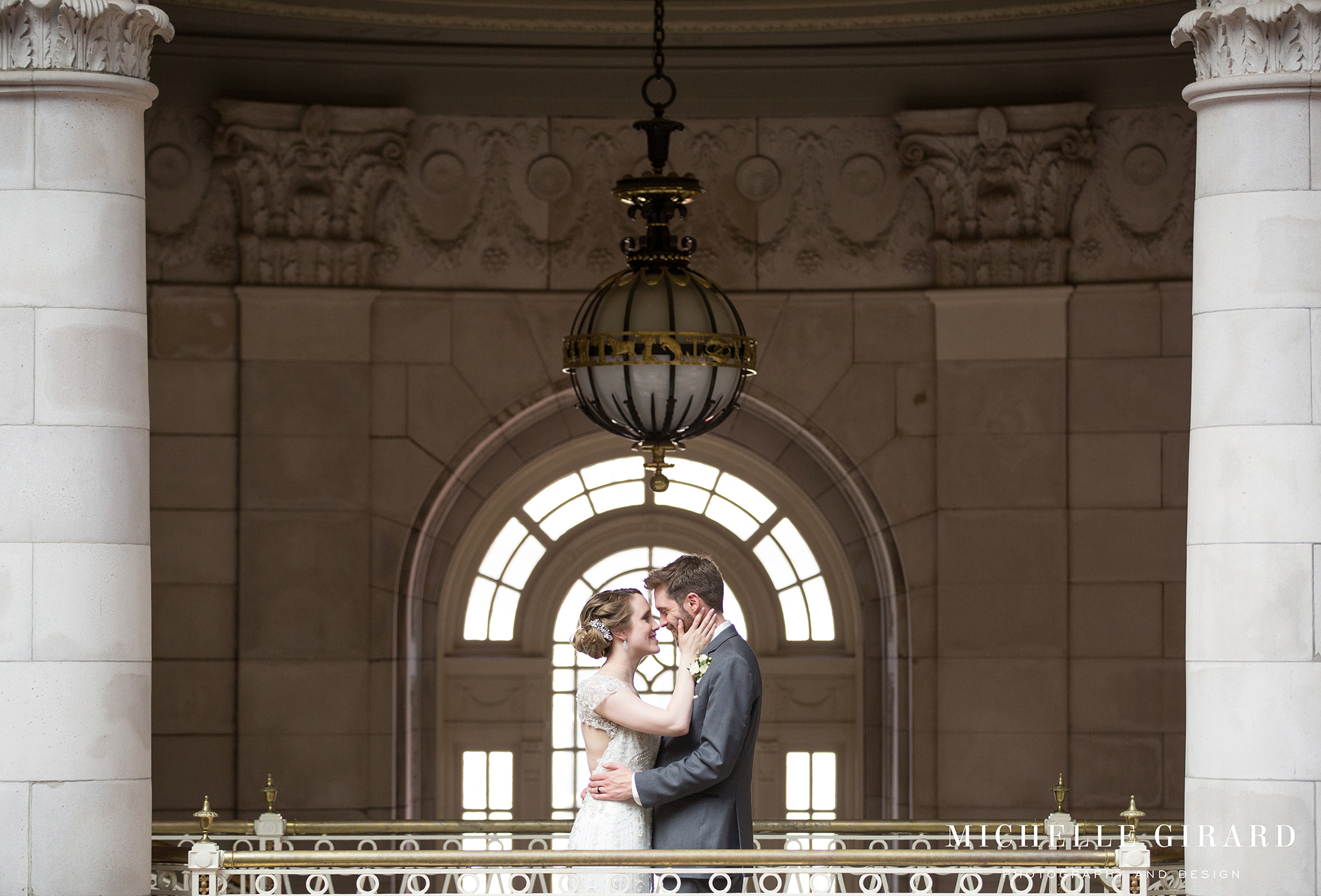 HartfordWeddingPhotography_CityHall_MarqueeEventsGershonFoxBallroom_MichelleGirardPhotography03.jpg