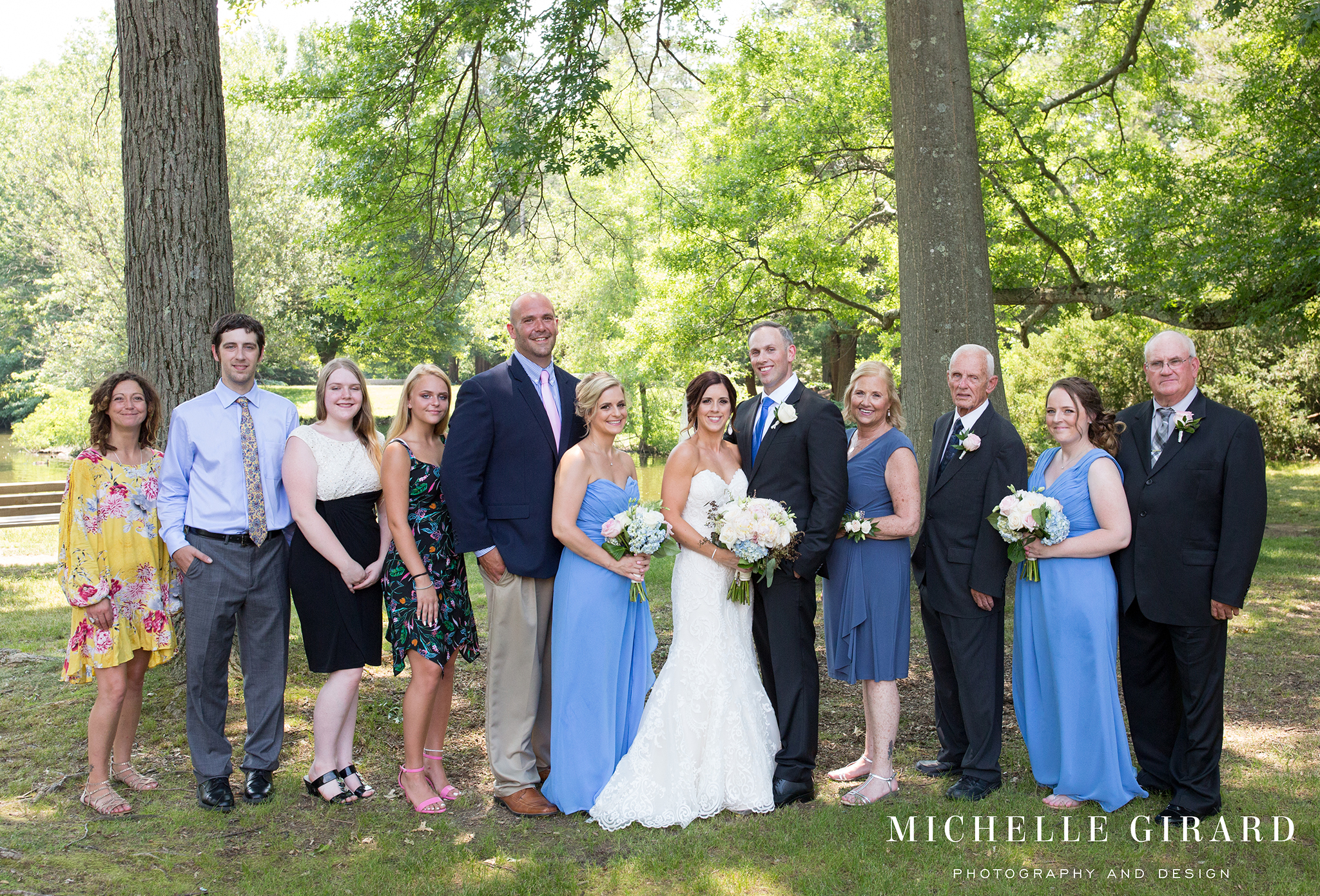 ElizabethParkGardenWedding_PondHouseWestHartford_MichelleGirardPhotography03.jpg