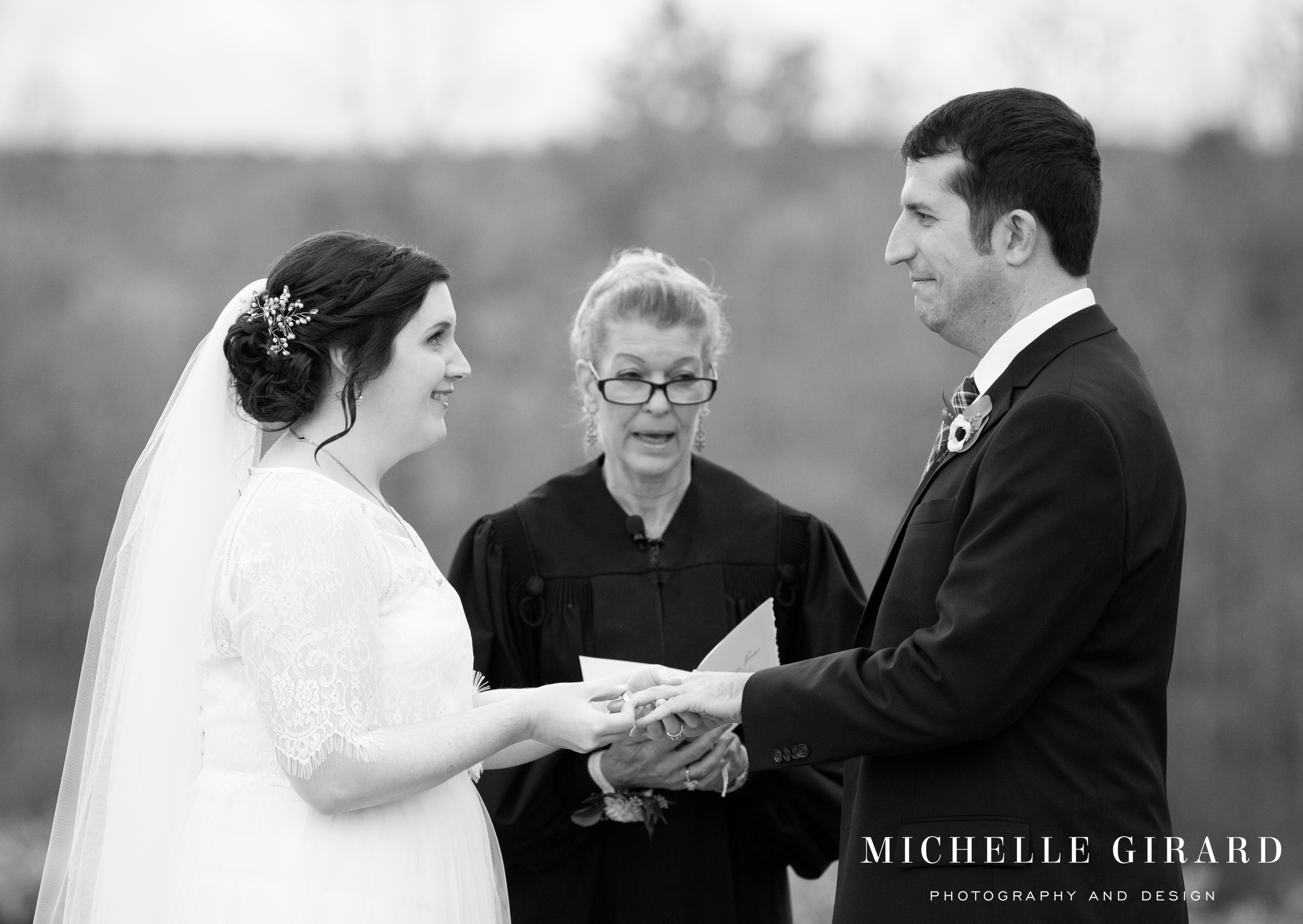 OweraVineyards_WineryWedding_CazenoviaNY_MichelleGirardPhotography007.jpg