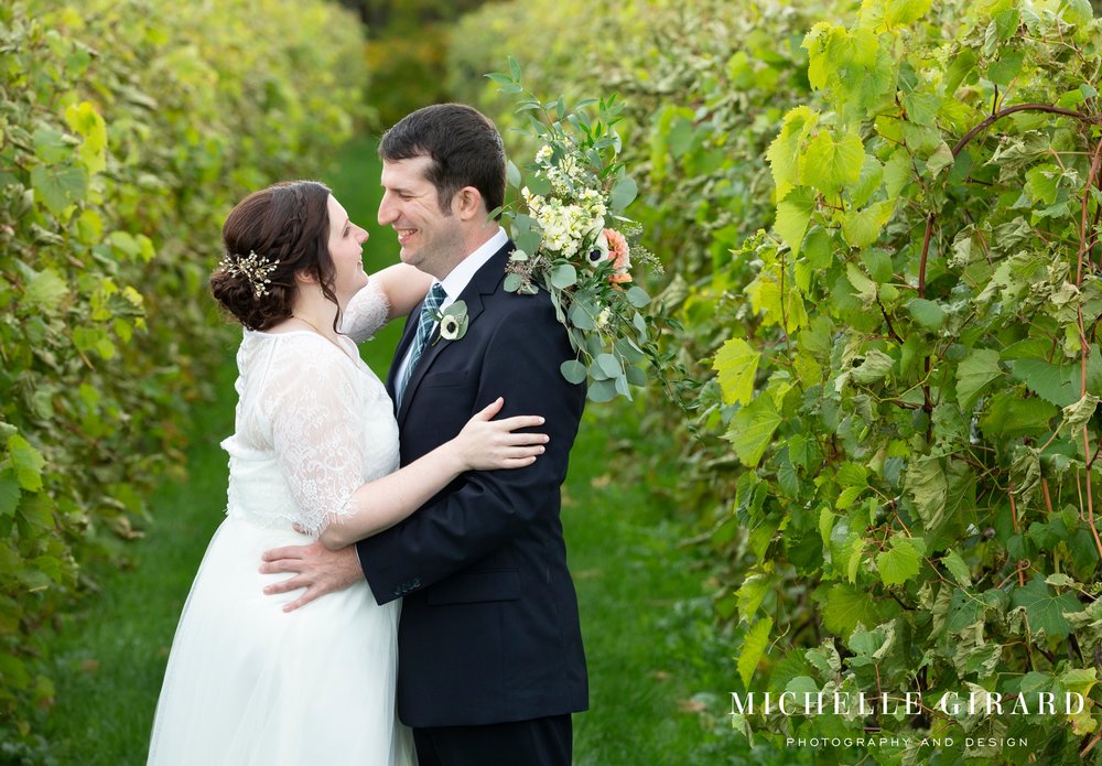 OweraVineyards_WineryWedding_CazenoviaNY_MichelleGirardPhotography011.jpg