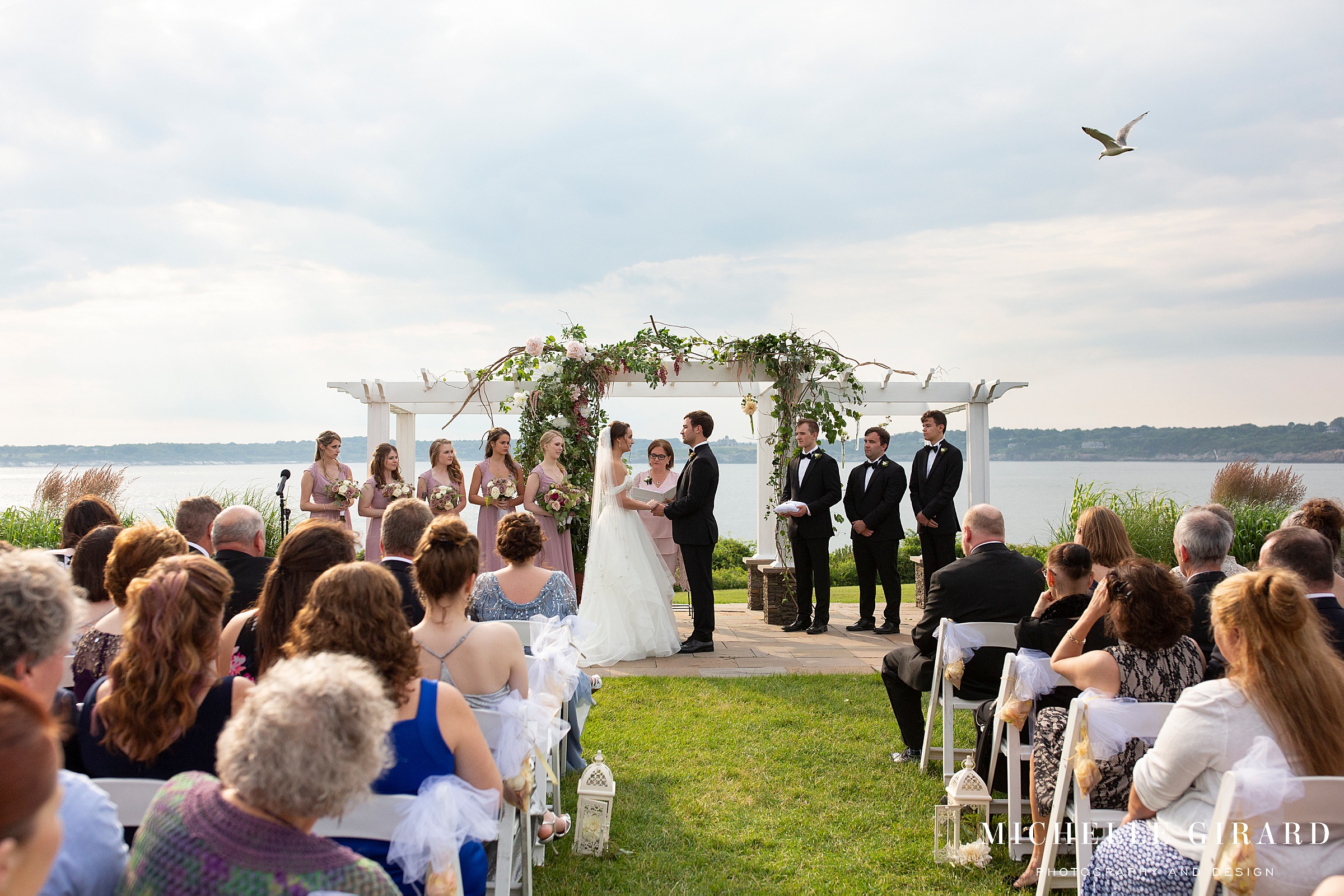 OceanCliffWedding_NewportRhodeIsland_MichelleGirardPhotography04.jpg