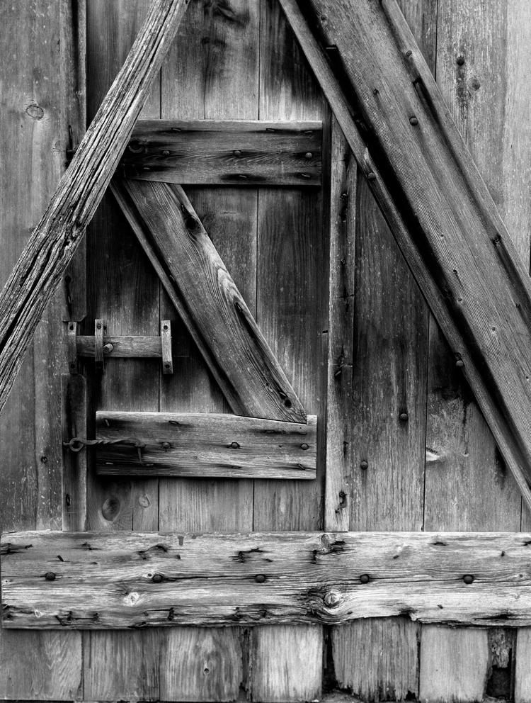 4x5_for_365_project_0350_Hopewell_Furnace_barn_door_detail.png