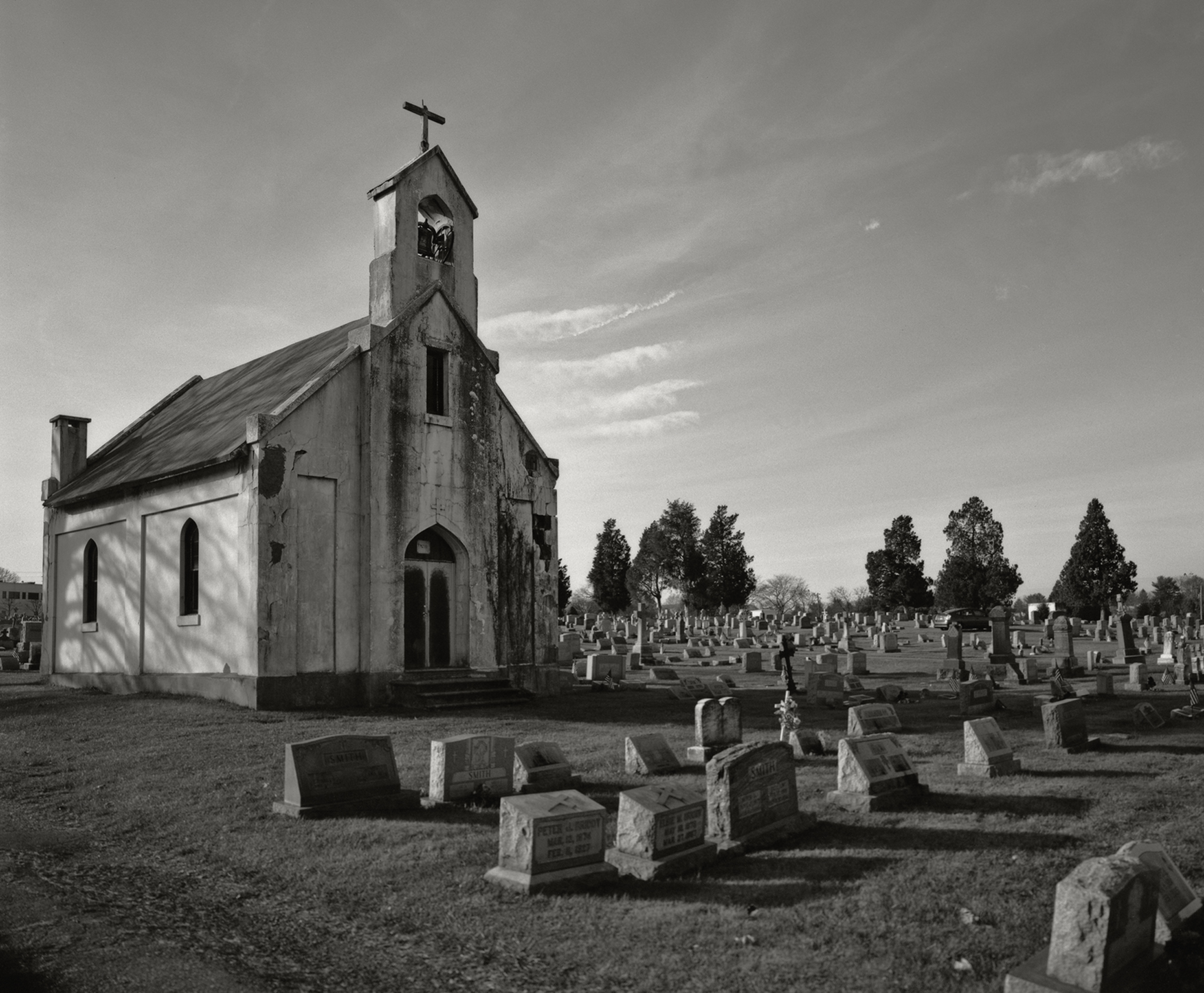 4x5_for_365_project_0330_Holy_Sepulchre_Cemetery_Chapel.jpg