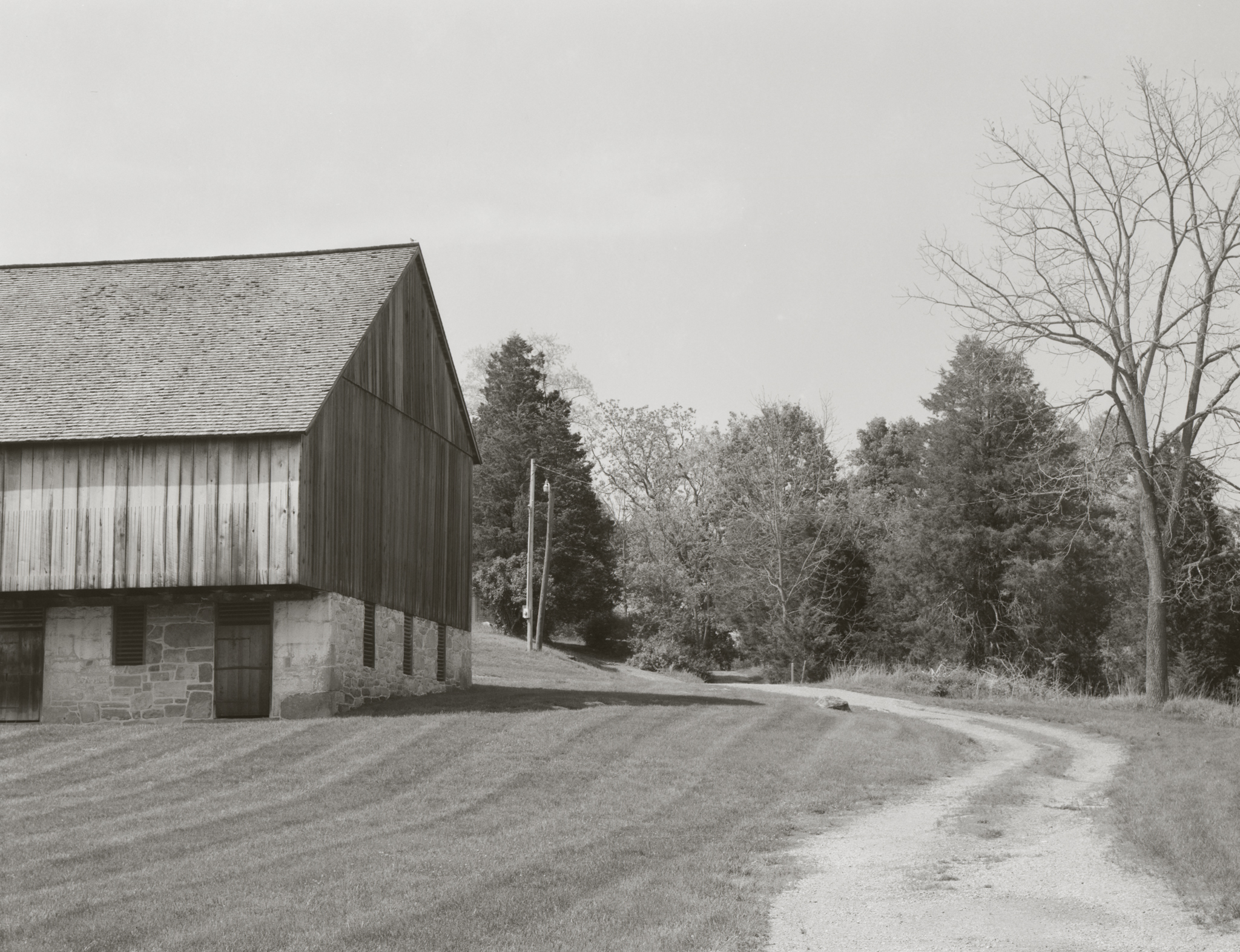 Antietam_2017-04-30_Toko_4x5_120mm_Symmar_arista_edu_200_at_160_PyrocatHD_1_1_100_Joseph_Parks_Farm_001.jpg