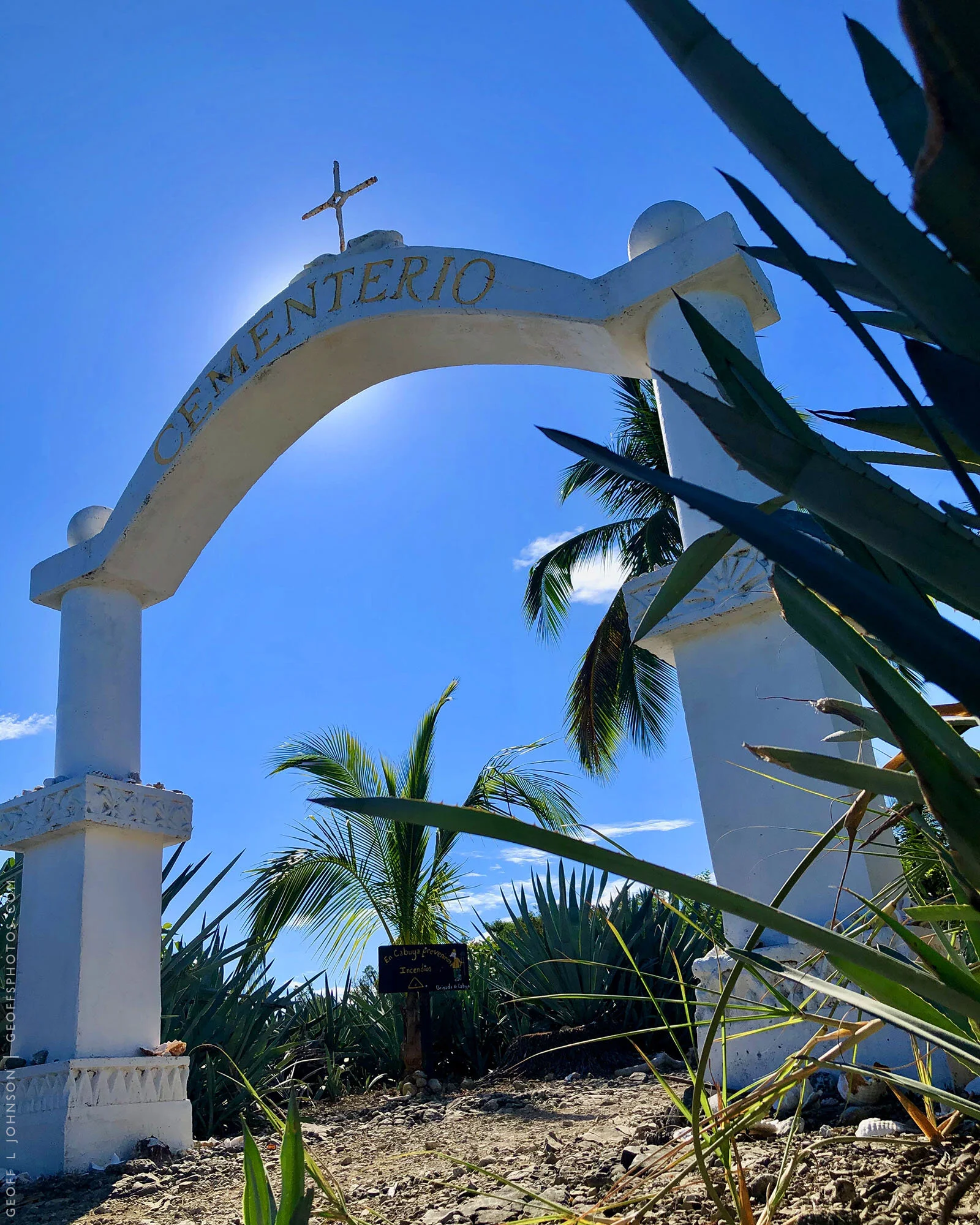 Cabuya Island Cemetery | Cabuya