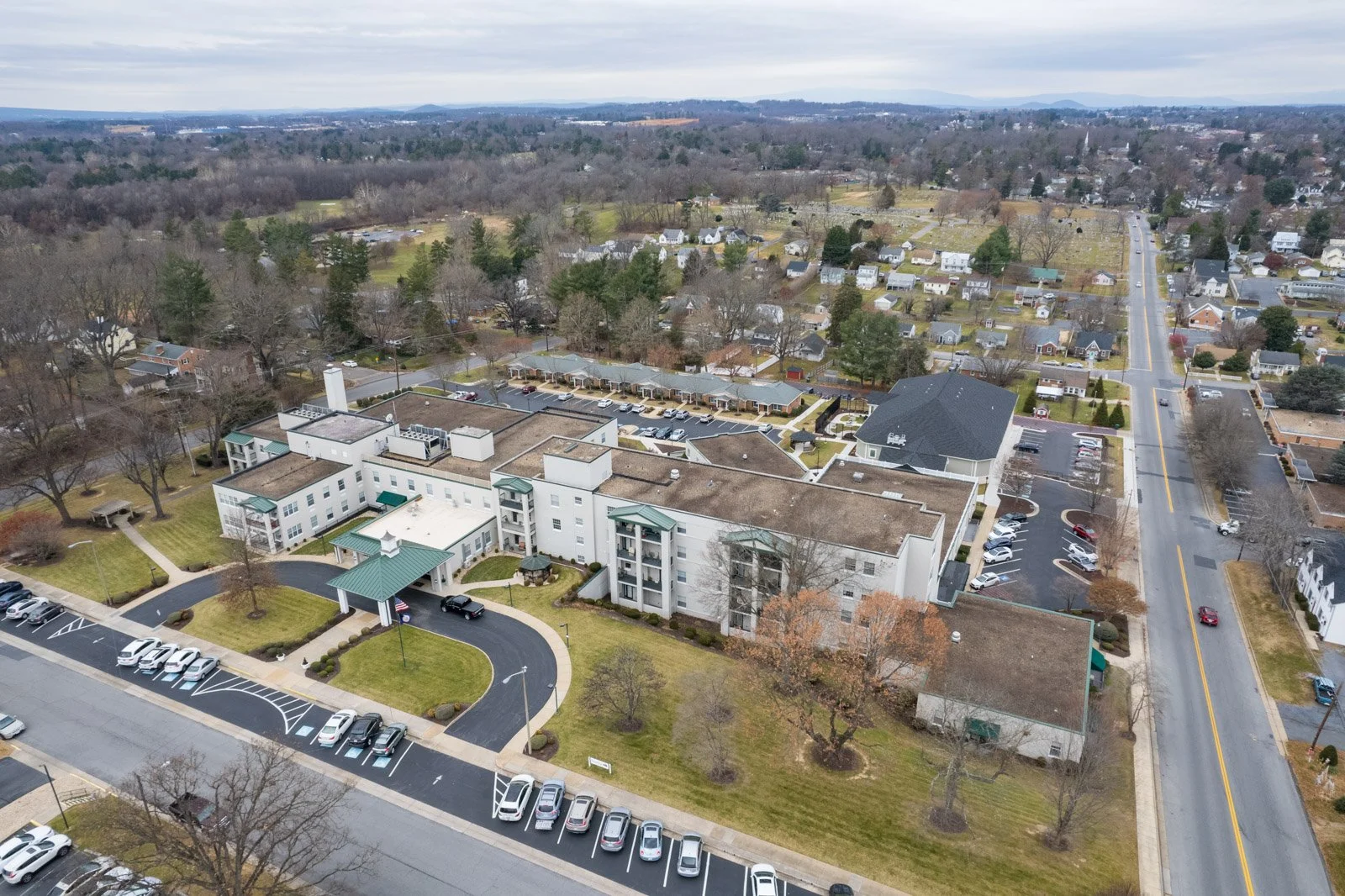 2021-12-29 - Summit Square - Recruitment - For Web-1002.jpg